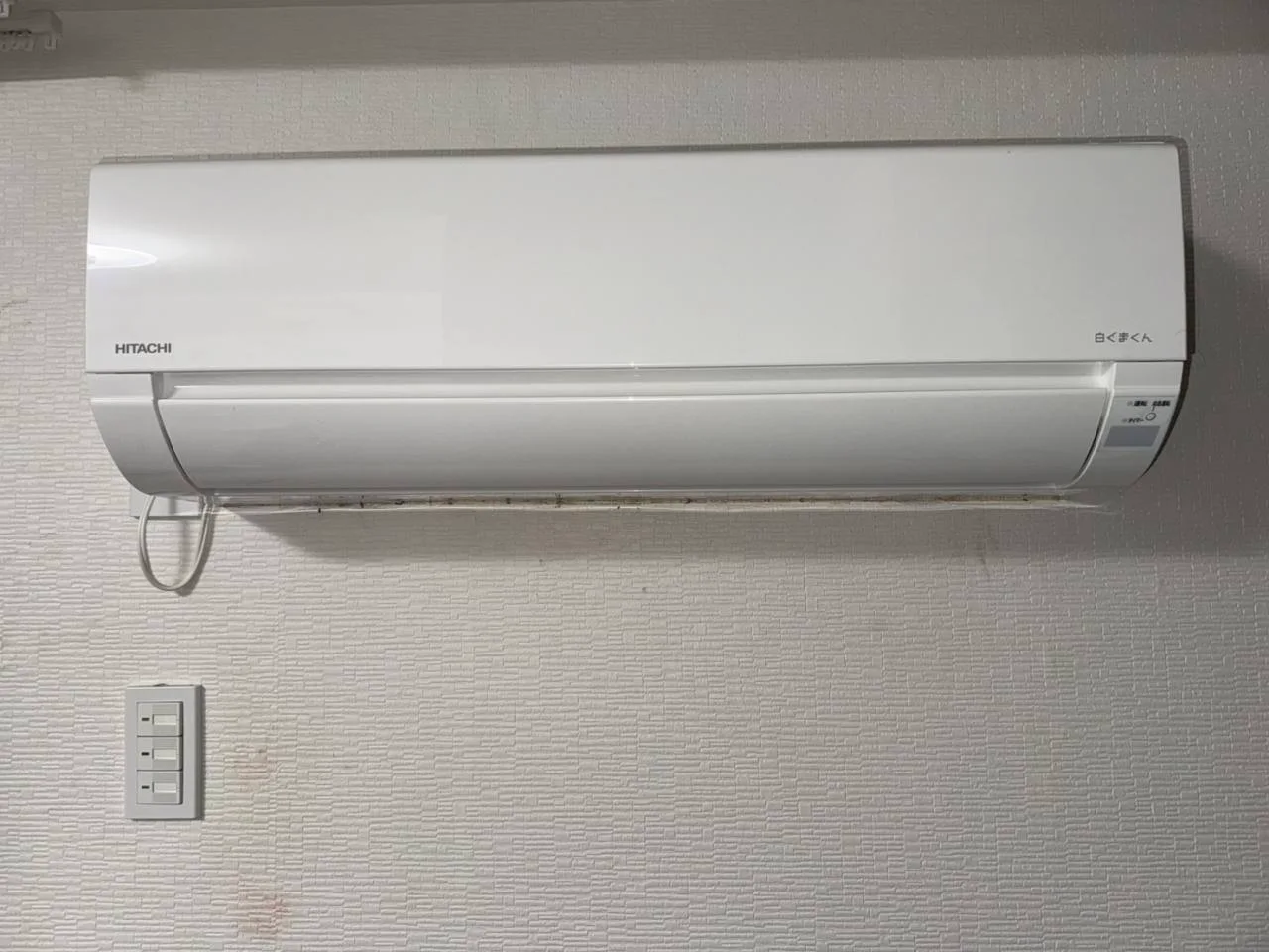 名古屋市港区で取り付けた日立RAS-AJ2226S（W）の壁掛け室内機